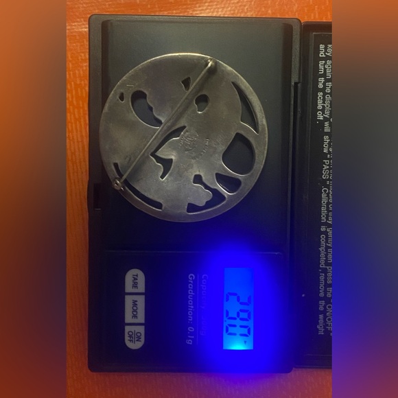 Vintage (1970’s) Art Deco Silver Bird and Grapes Brooch ✨ - Picture 6 of 6